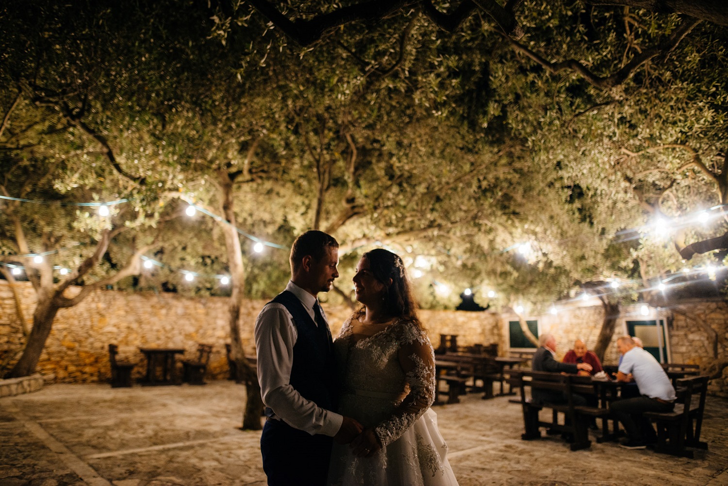 couple dancing