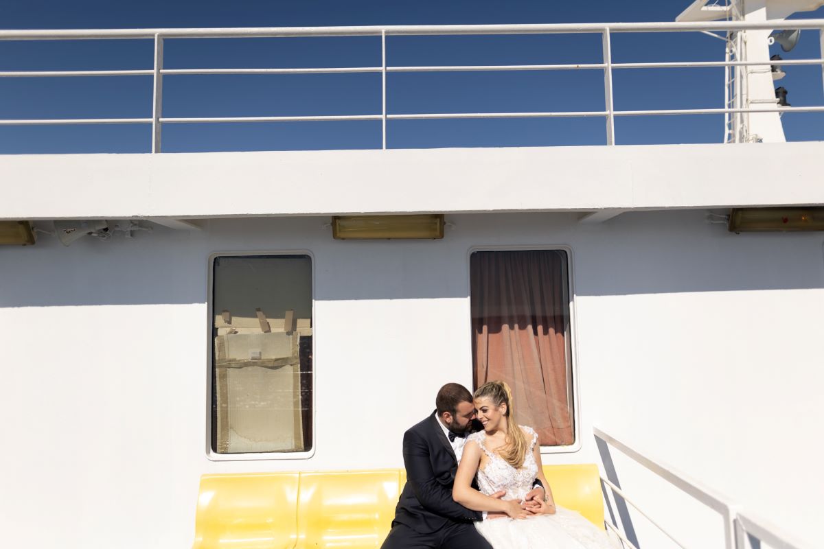 brac couple on ferry