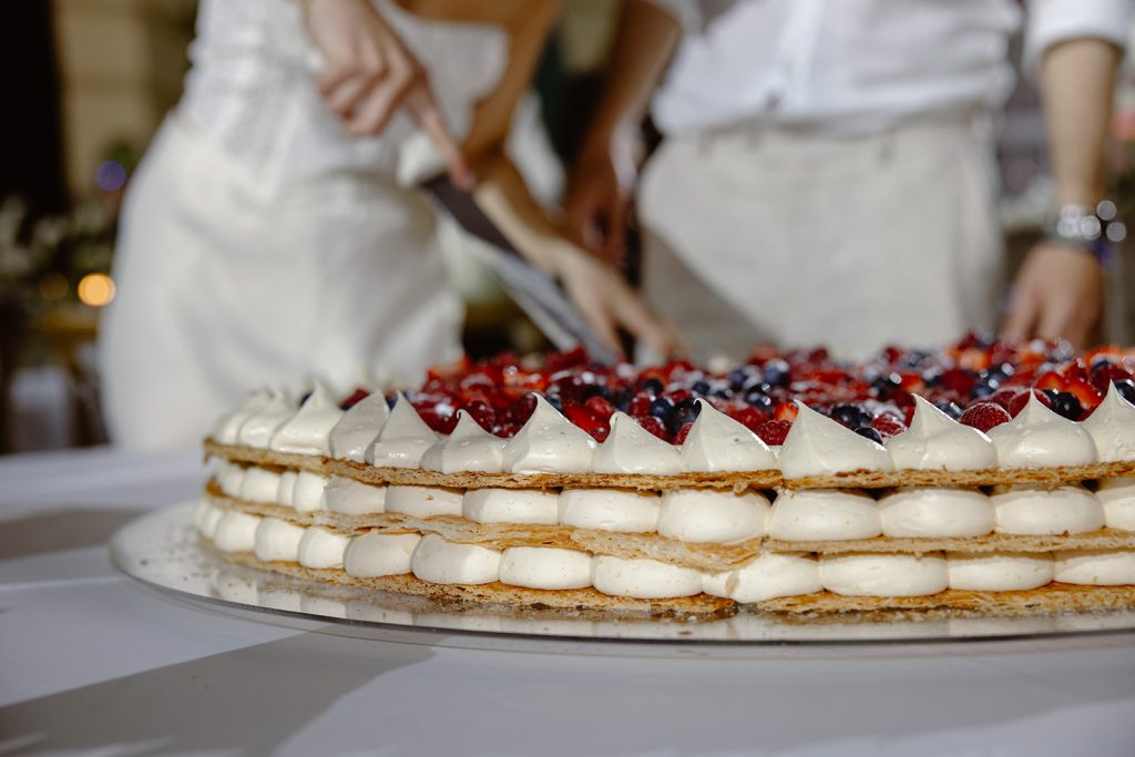 wedding cake split